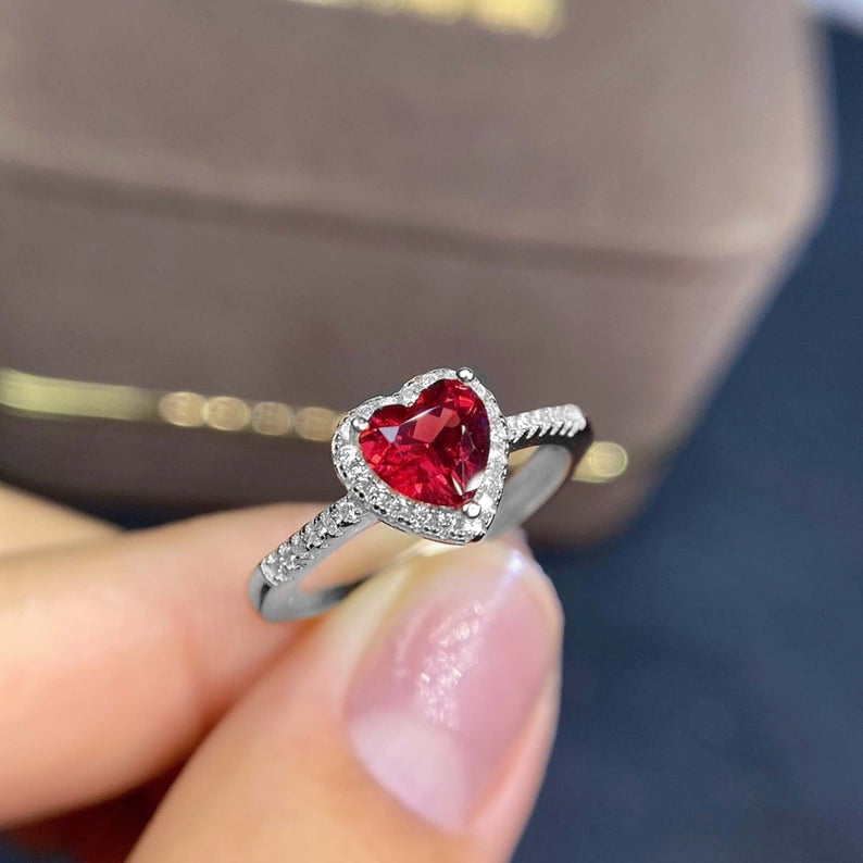 Bague Delara Carmessine en or blanc