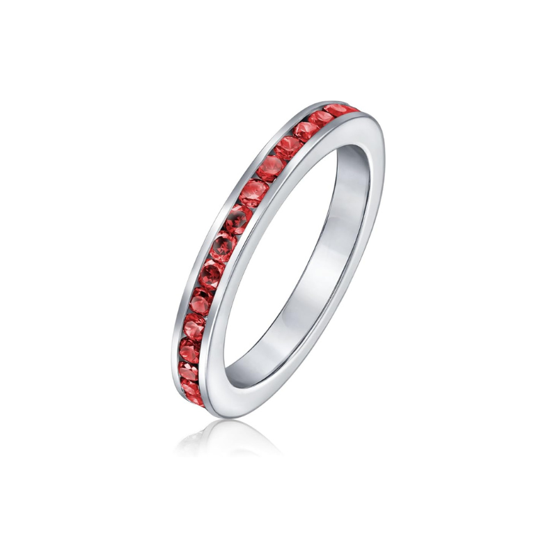Bague éternité en rubis en or blanc