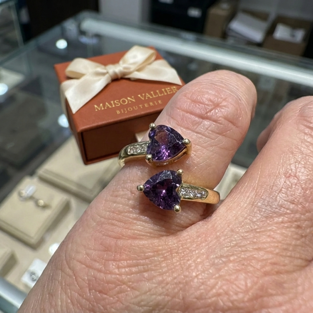 Bague Noctira violet cœur enlacé en or