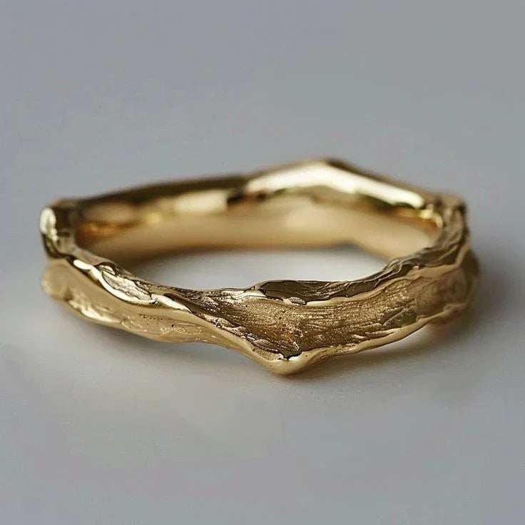 Bague ornement rétro en or