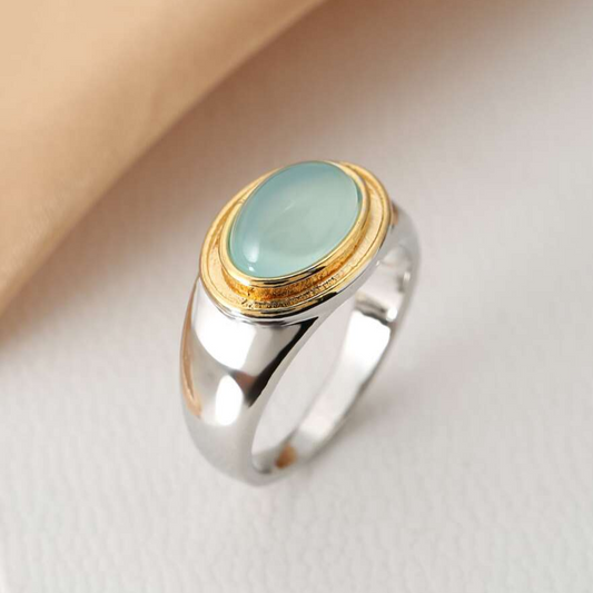 Bague Rétro avec Pierre de Lune Verte