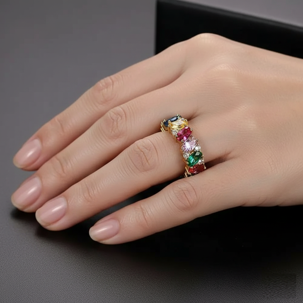 Bague rétro à brillants multicolores en or