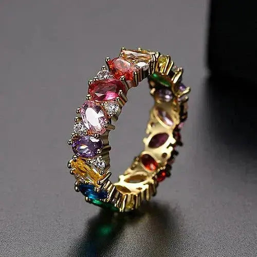 Bague rétro à brillants multicolores en or
