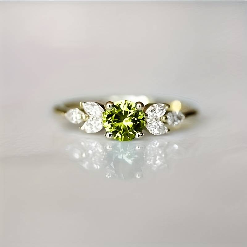 Bague vintage à brillants verte en or