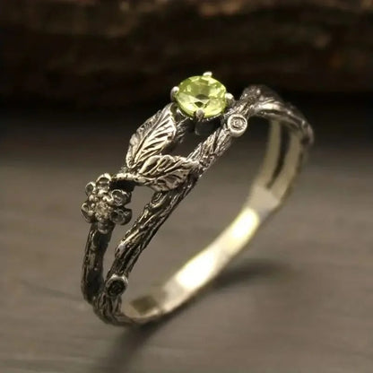 Bague Vintage en Argent avec Pierre Verte