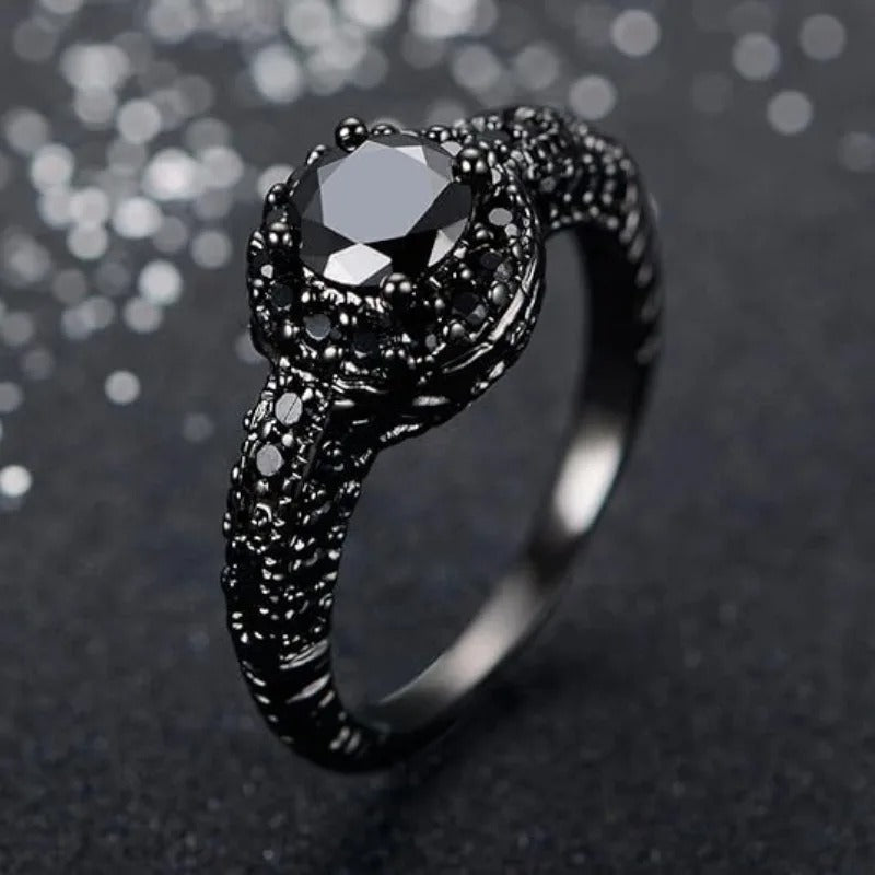 Bague vintage en Cuivre avec pierre noire en or
