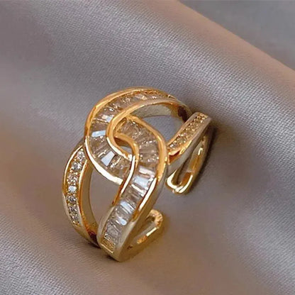 Bague élégante avec nœud