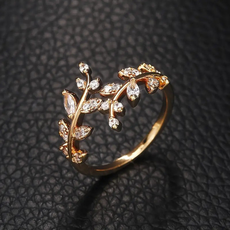 Bague élégante avec Vigne en or