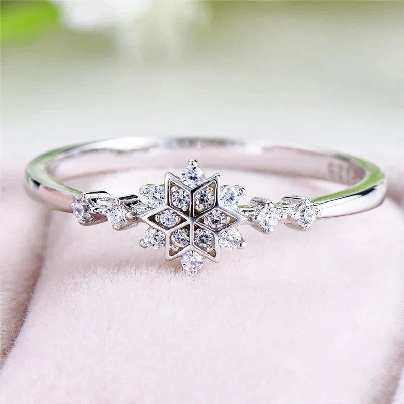 Bague flocon de neige en or blanc