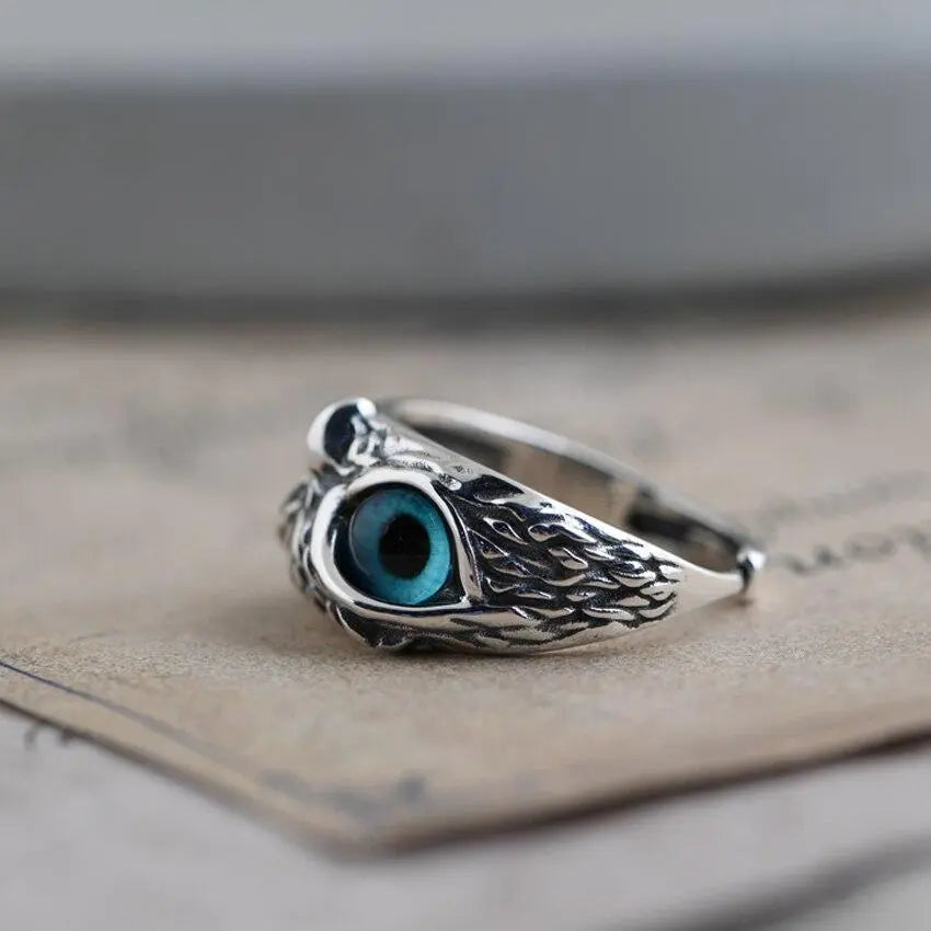 Bague hibou porte-bonheur ajustable avec opale en or blanc