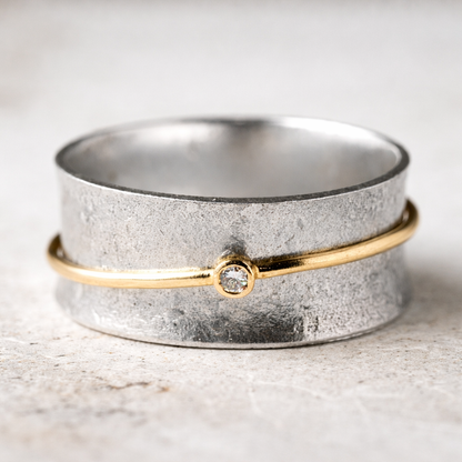 Bague rétro en argent avec zircon et fil doré