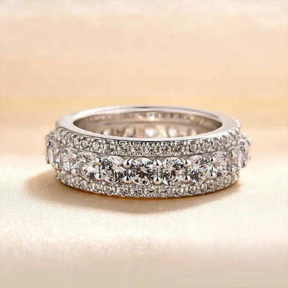 Bague rétrospective en argent avec bande infinie