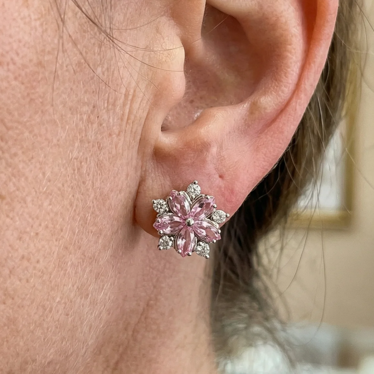 Boucles d'oreilles fleur de cerisier en or blanc