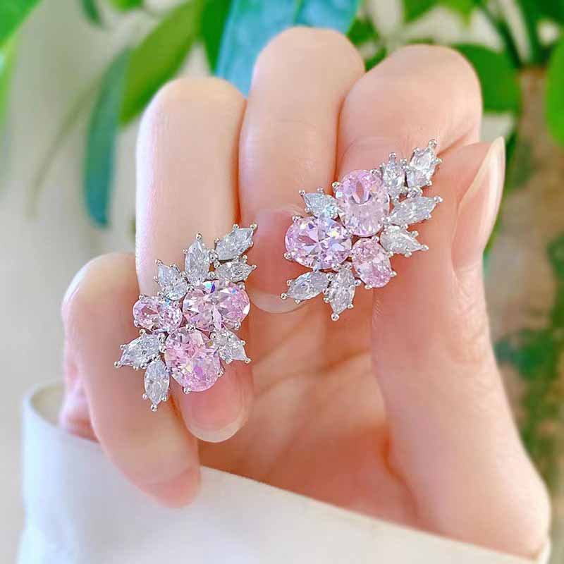 Boucles d'oreilles Lyra fleur rosée en or blanc