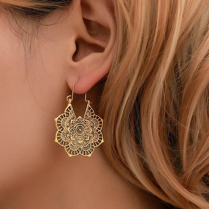 Boucles d'oreilles mandala lotus en or