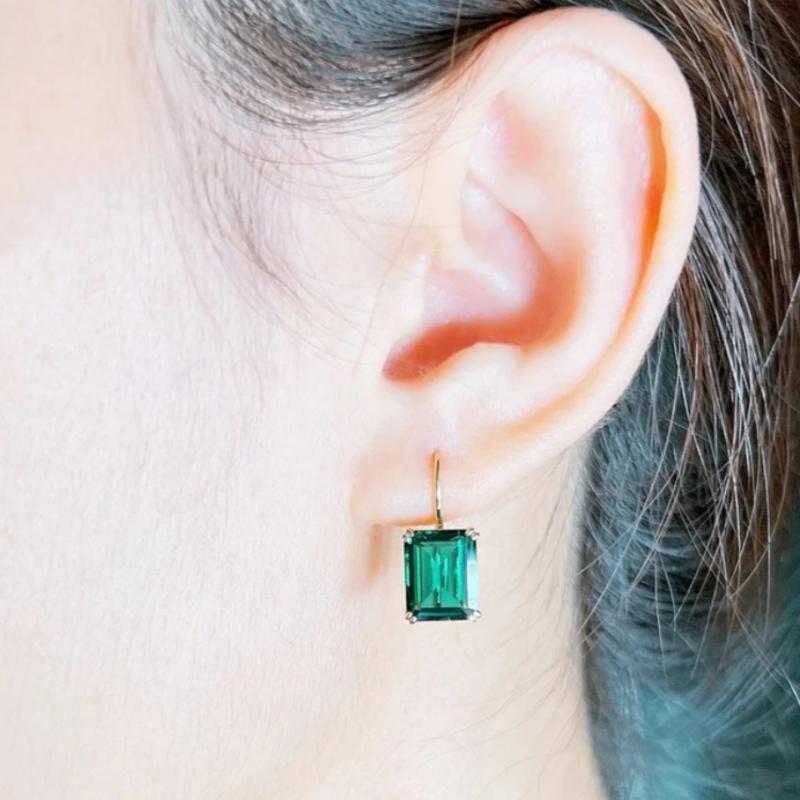 Boucles d'oreilles Mila avec émeraude en or