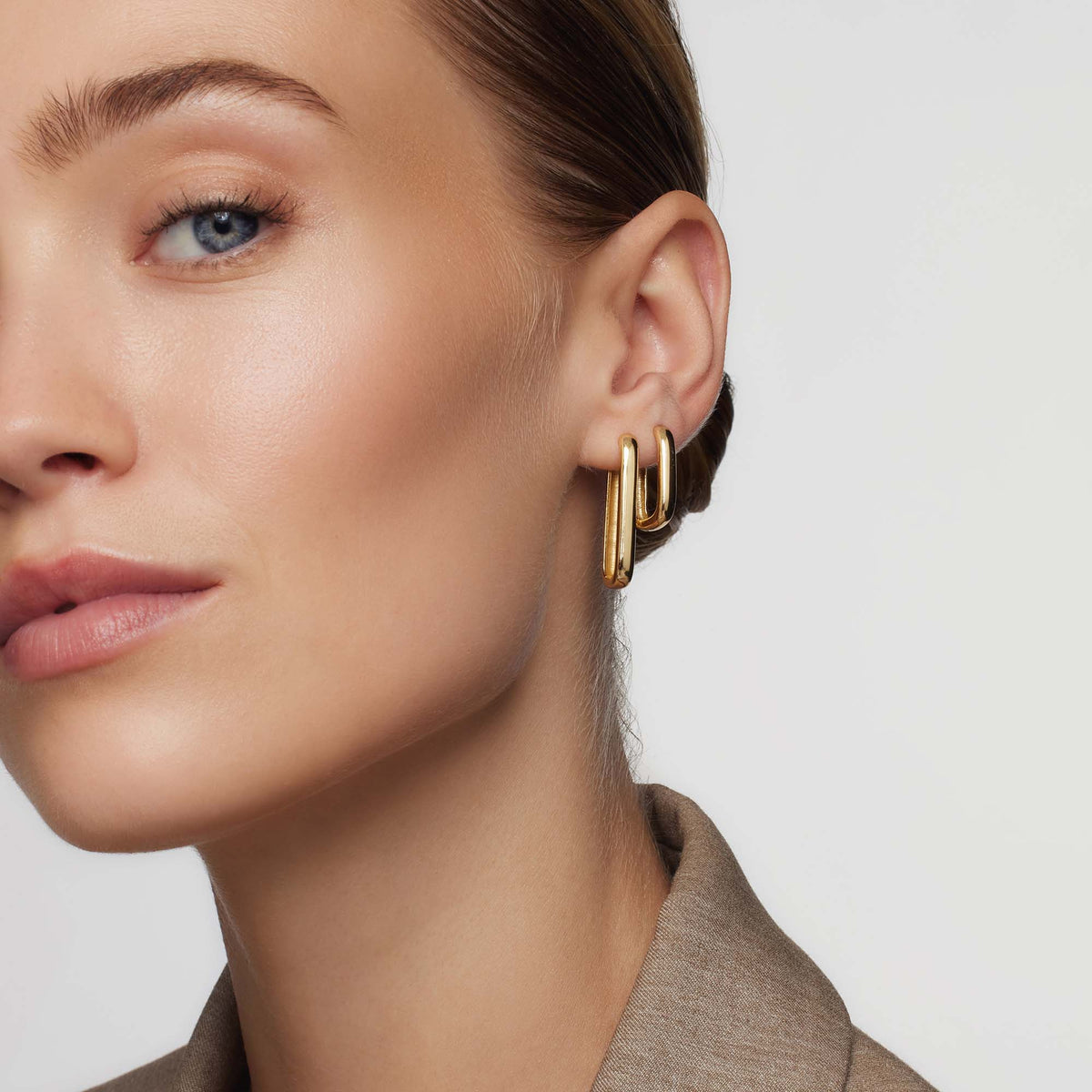 Boucles d'oreilles signature en or