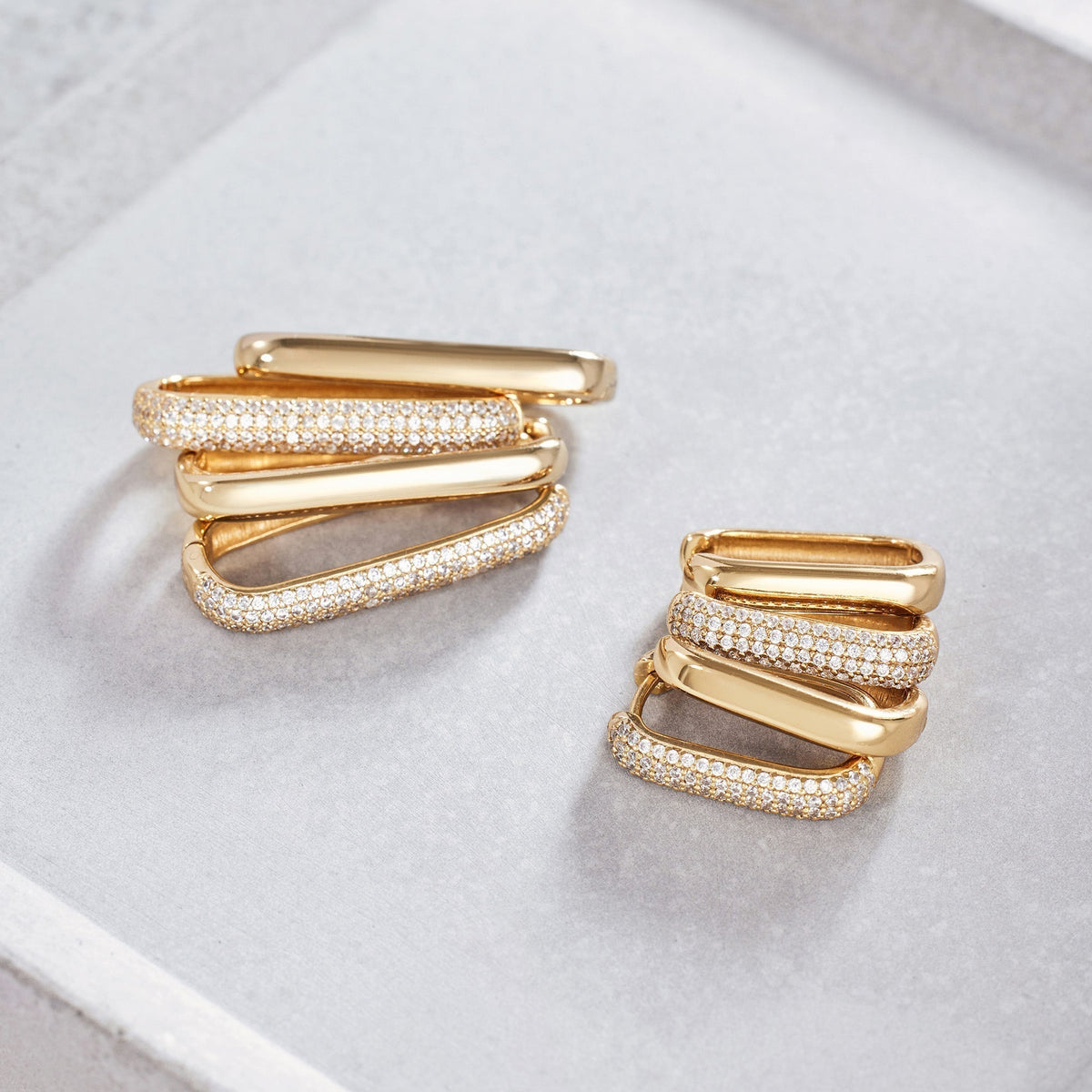 Boucles d'oreilles signature en or
