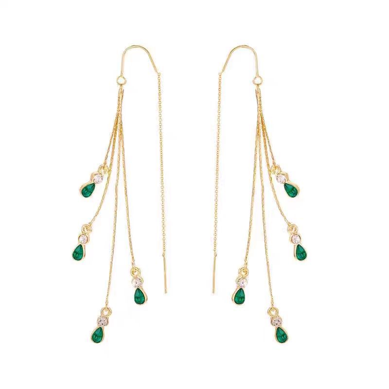 Boucles d'oreilles à pampilles Calixte Moreau en or