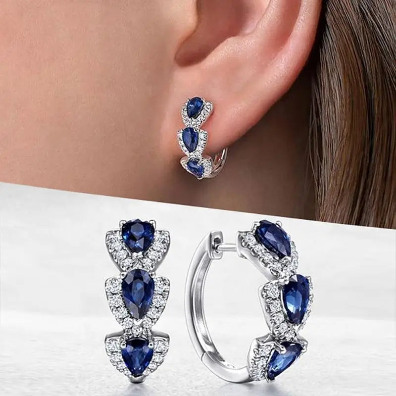 Boucles d'oreilles à rayures avec cristal brillant en or