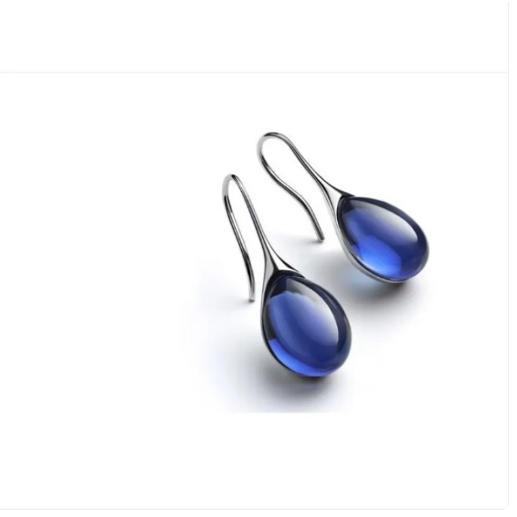 Boucles d'oreilles avec opale Intégrée en or
