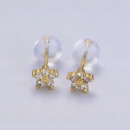 Boucles d'oreilles avec motif floral délicat