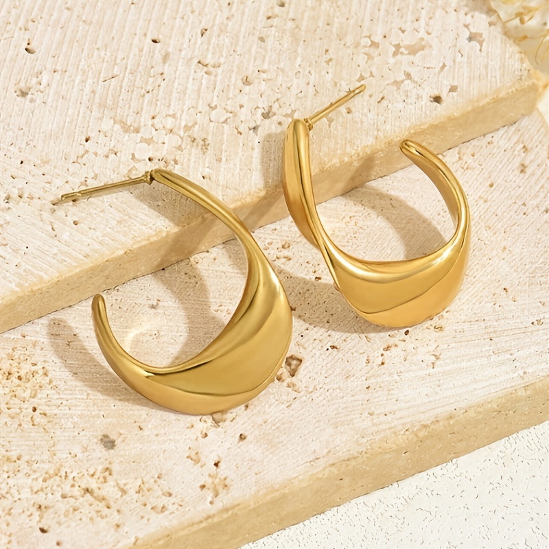 Boucles d'oreilles créoles sculptées en croissant en or