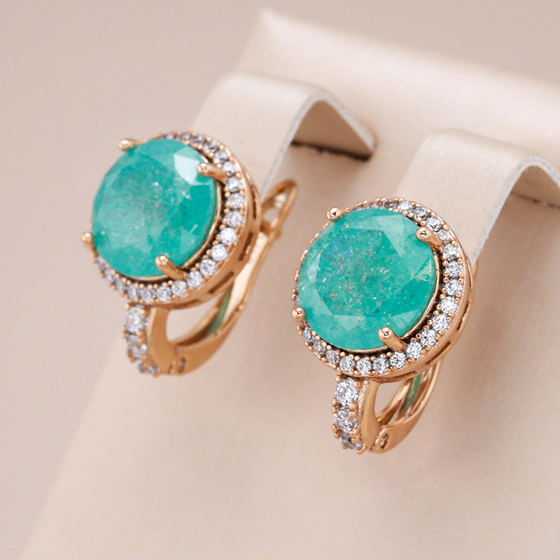 Boucles d'oreilles élégantes avec turquoise et opale en or