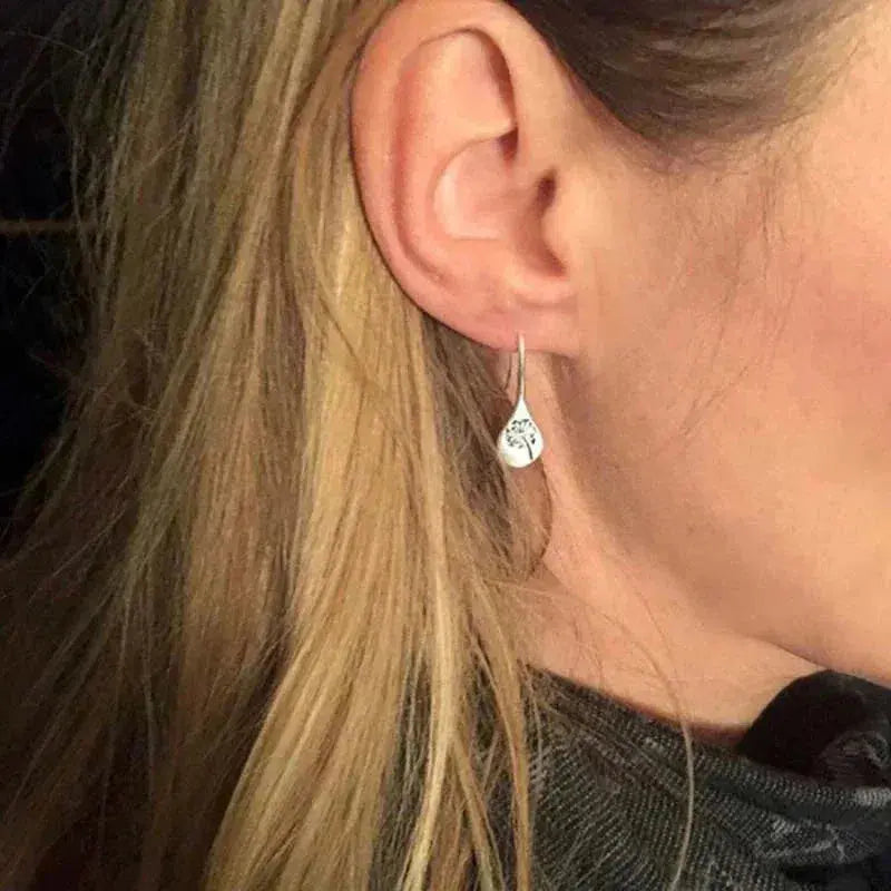 Boucles d'oreilles en dentelle en or blanc