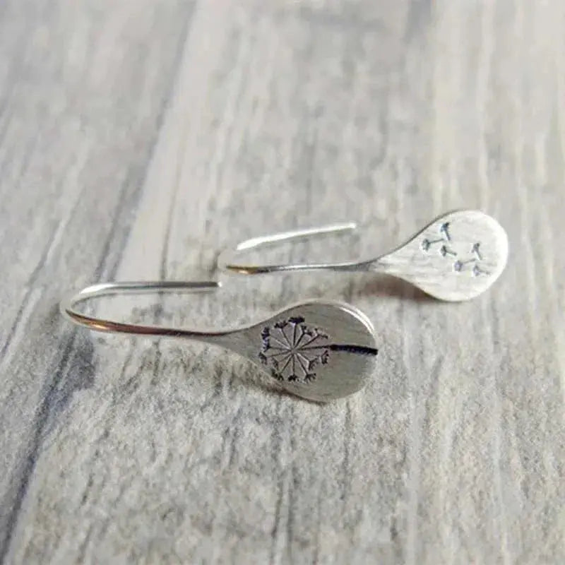 Boucles d'oreilles en dentelle en or blanc