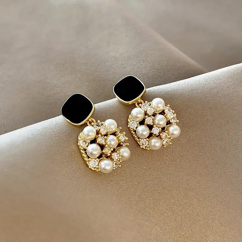 Boucles d'oreilles en opale noire et perles en or