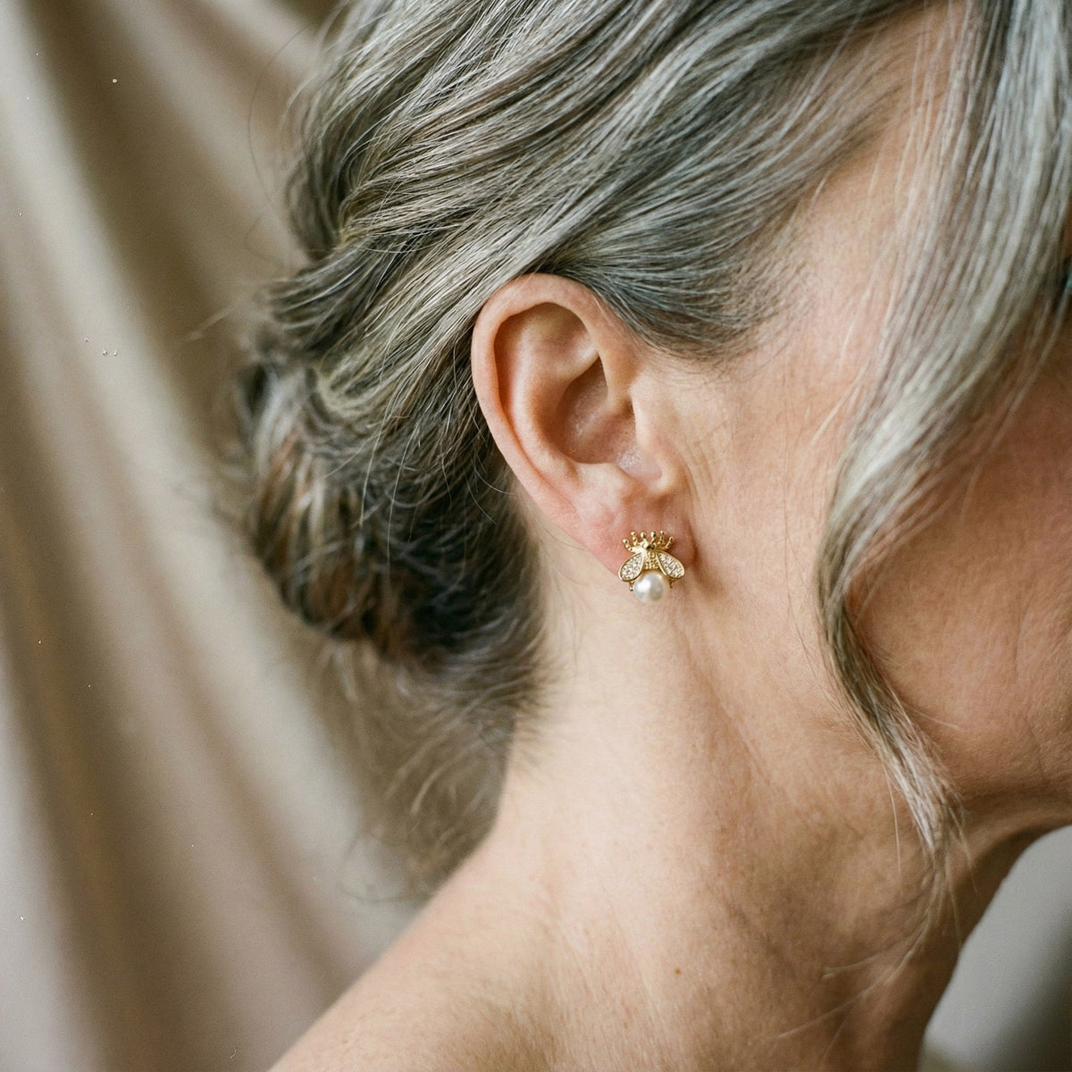 Boucles d'oreilles en perle et brillants en or