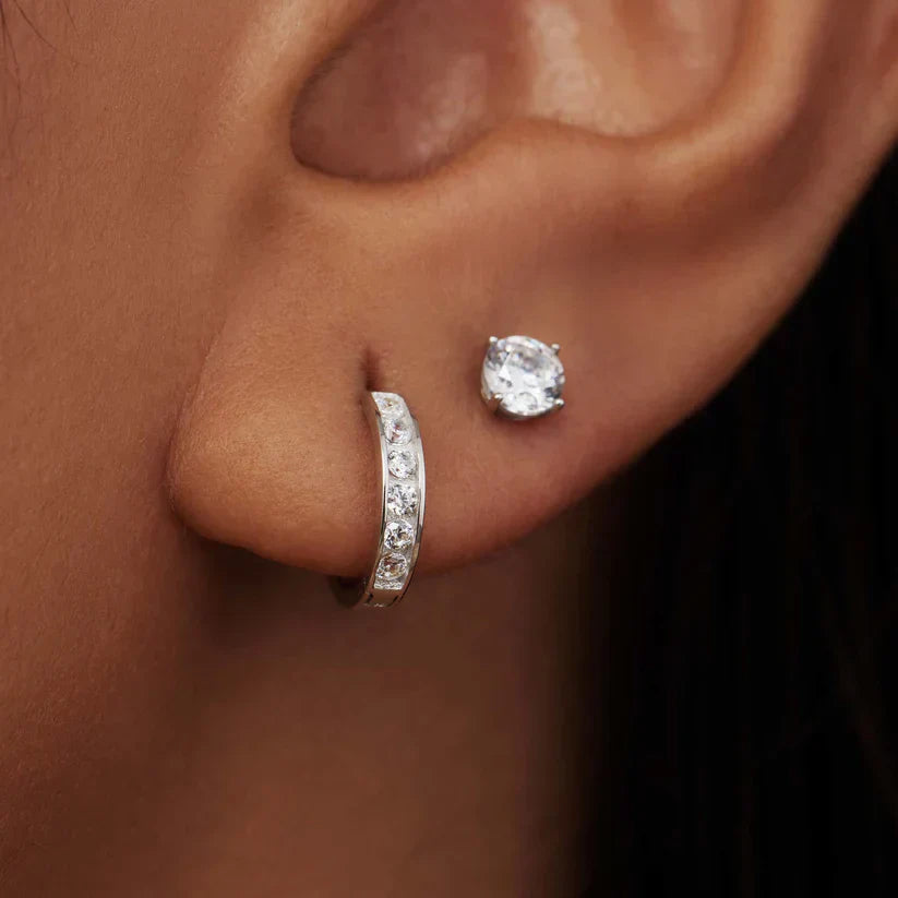 Boucles d'oreilles en pierre Dara brillante en or blanc