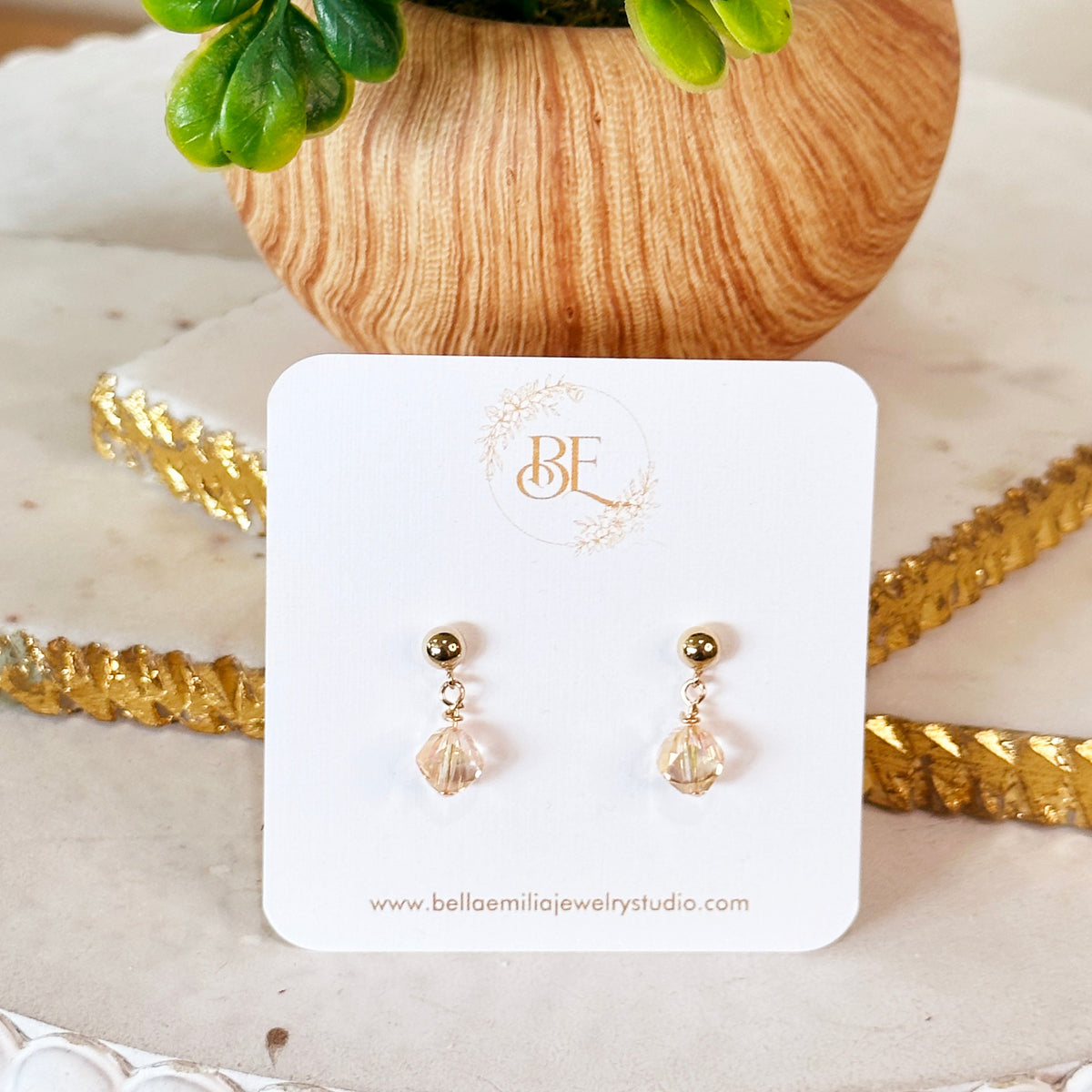 Boucles d'oreilles pendantes « Liana » en or