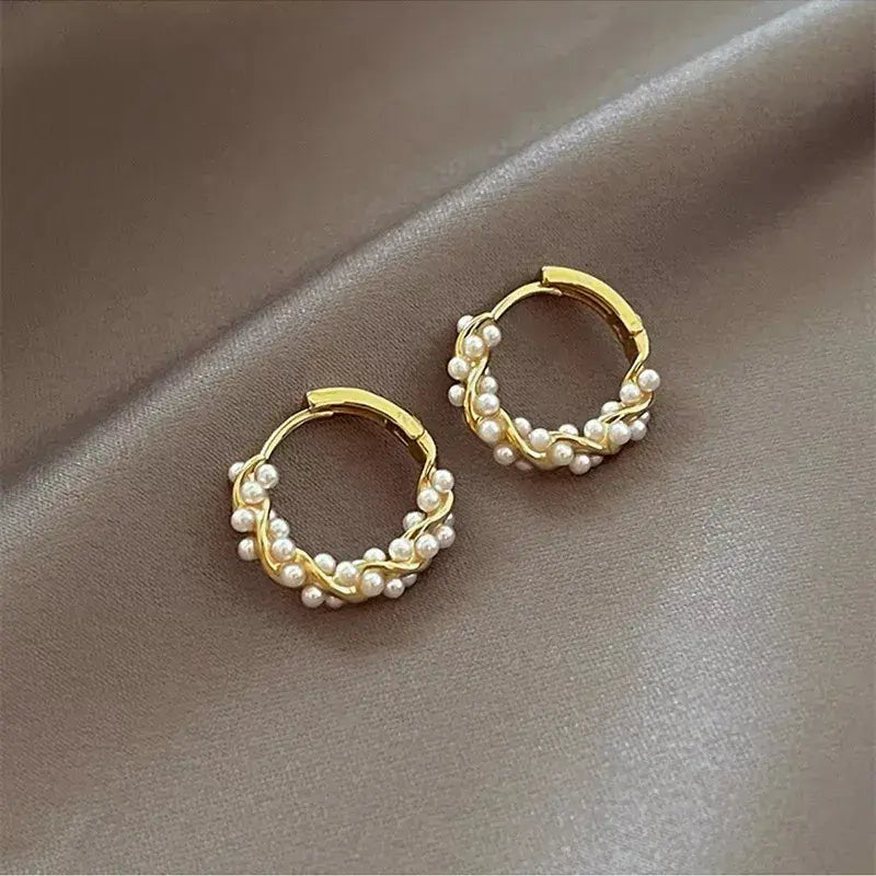 Boucles d'oreilles pendantes en perle ronde en or
