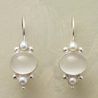 Boucles d'oreilles rétro avec cristal blanc et marguerite en or