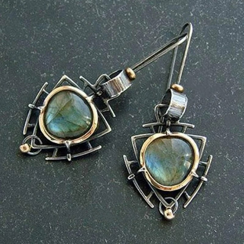 Boucles d'oreilles rétro et or avec labradorite en or blanc