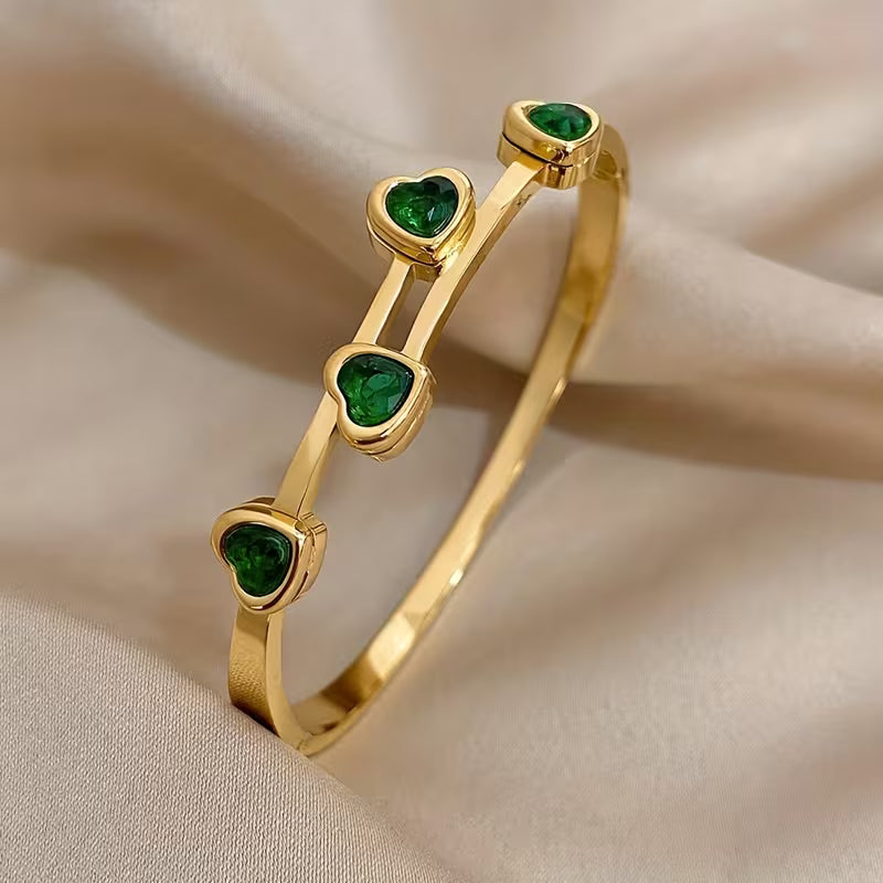 Bracelet cœurs verts en or