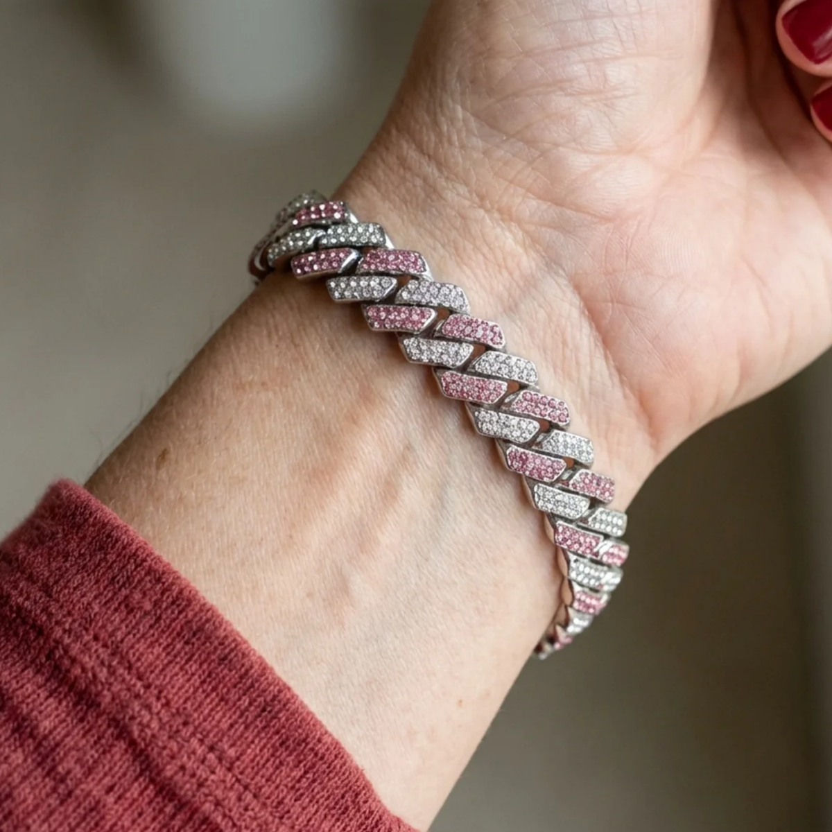 Bracelet cubain pailleté rose en or blanc