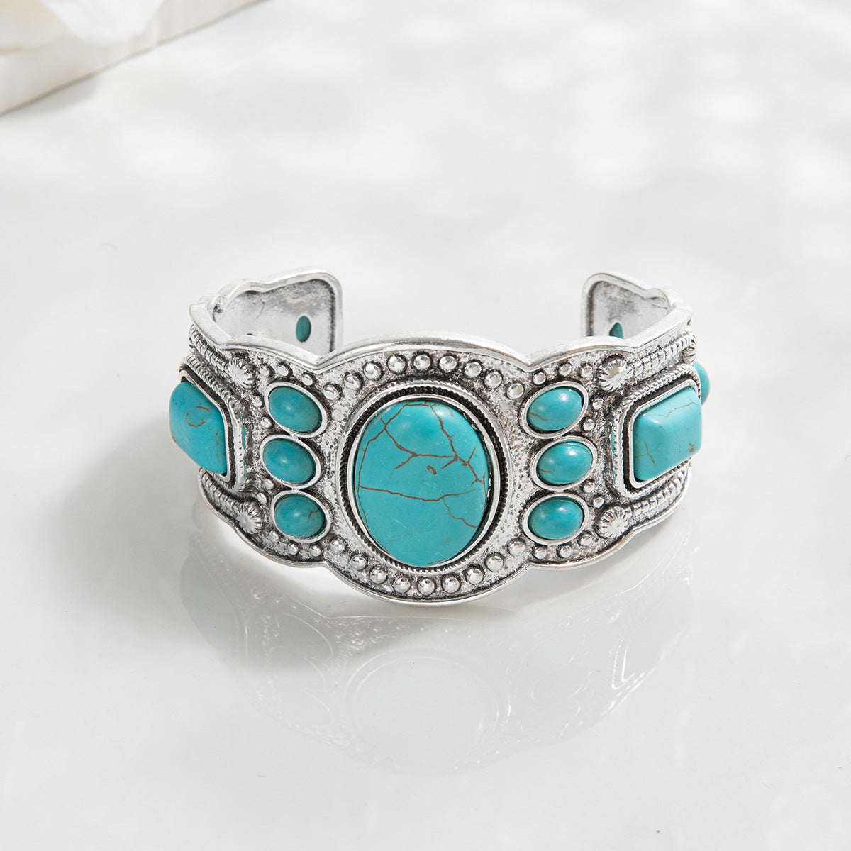 Bracelet cuff céleste Valcourt en or blanc