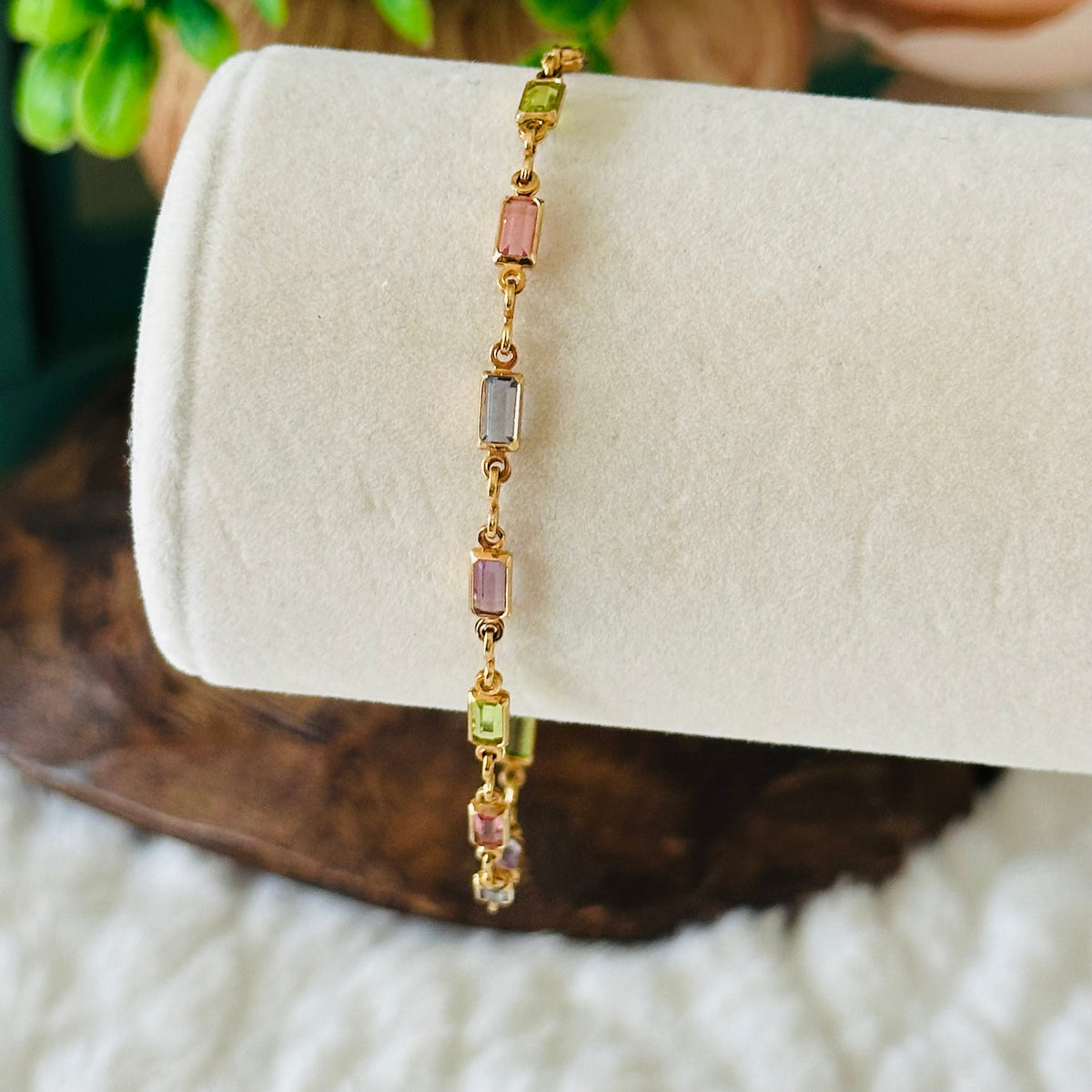 Bracelet « Isabelle » avec des pierres colorées en or