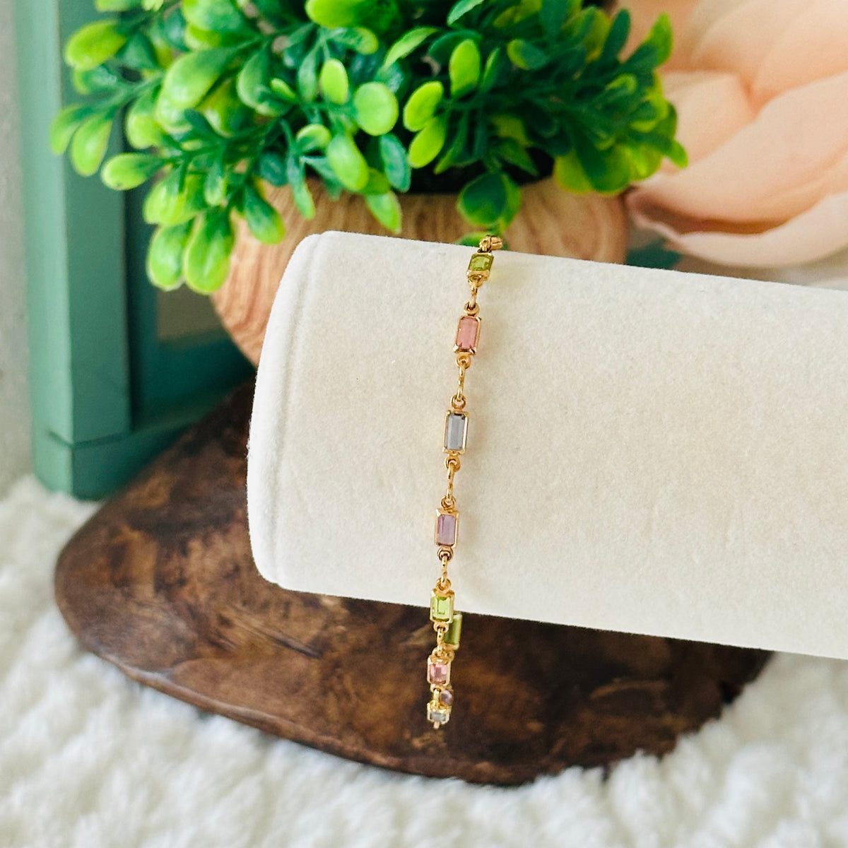 Bracelet « Isabelle » avec des pierres colorées en or