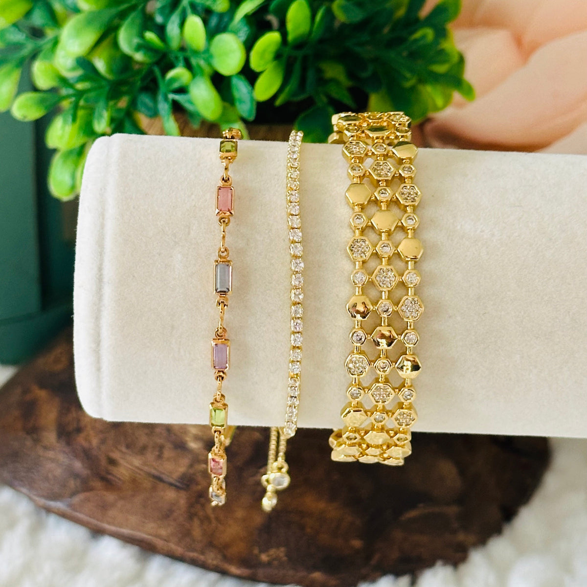 Bracelet « Isabelle » avec des pierres colorées en or