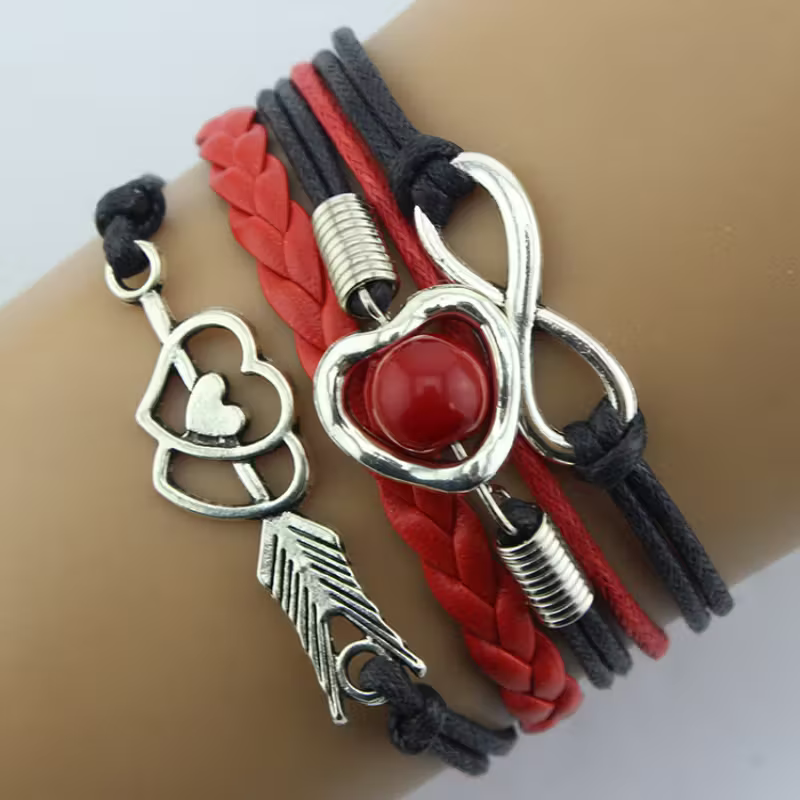 Bracelet rétro arc d’Amour en or