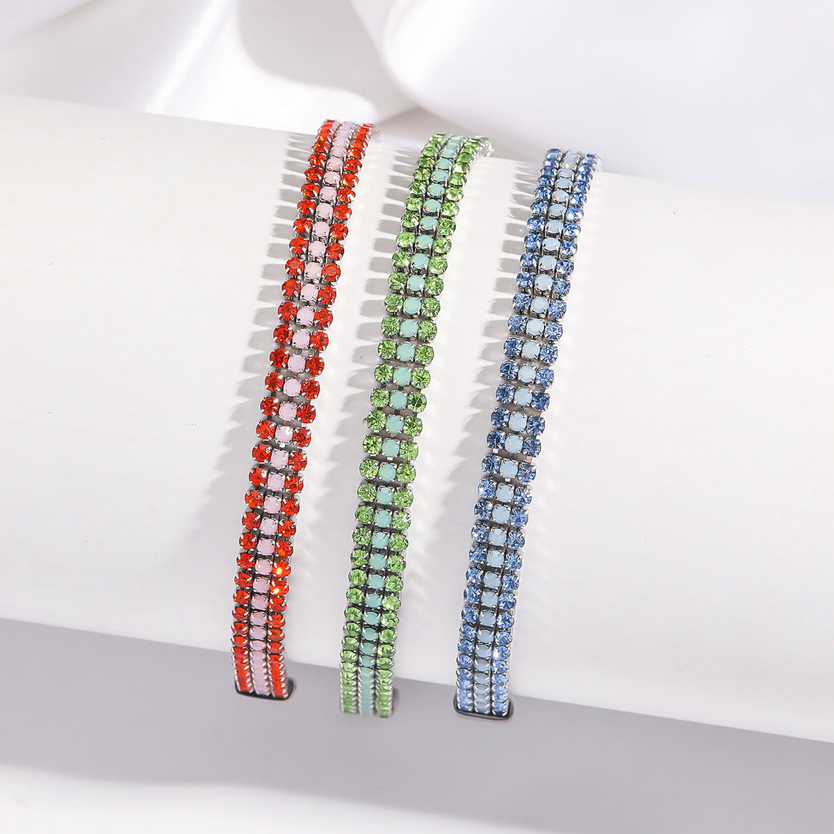Bracelet signature brillante en or blanc
