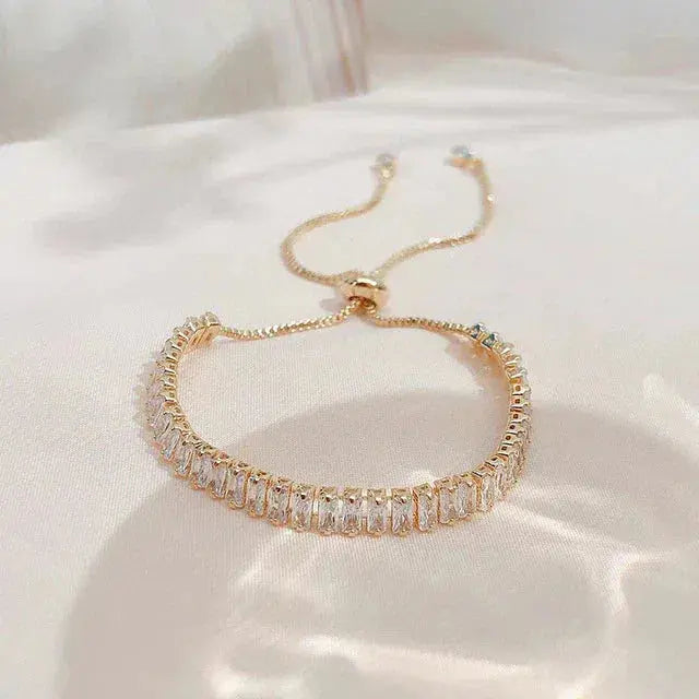 Bracelet ajustable à brillants en or