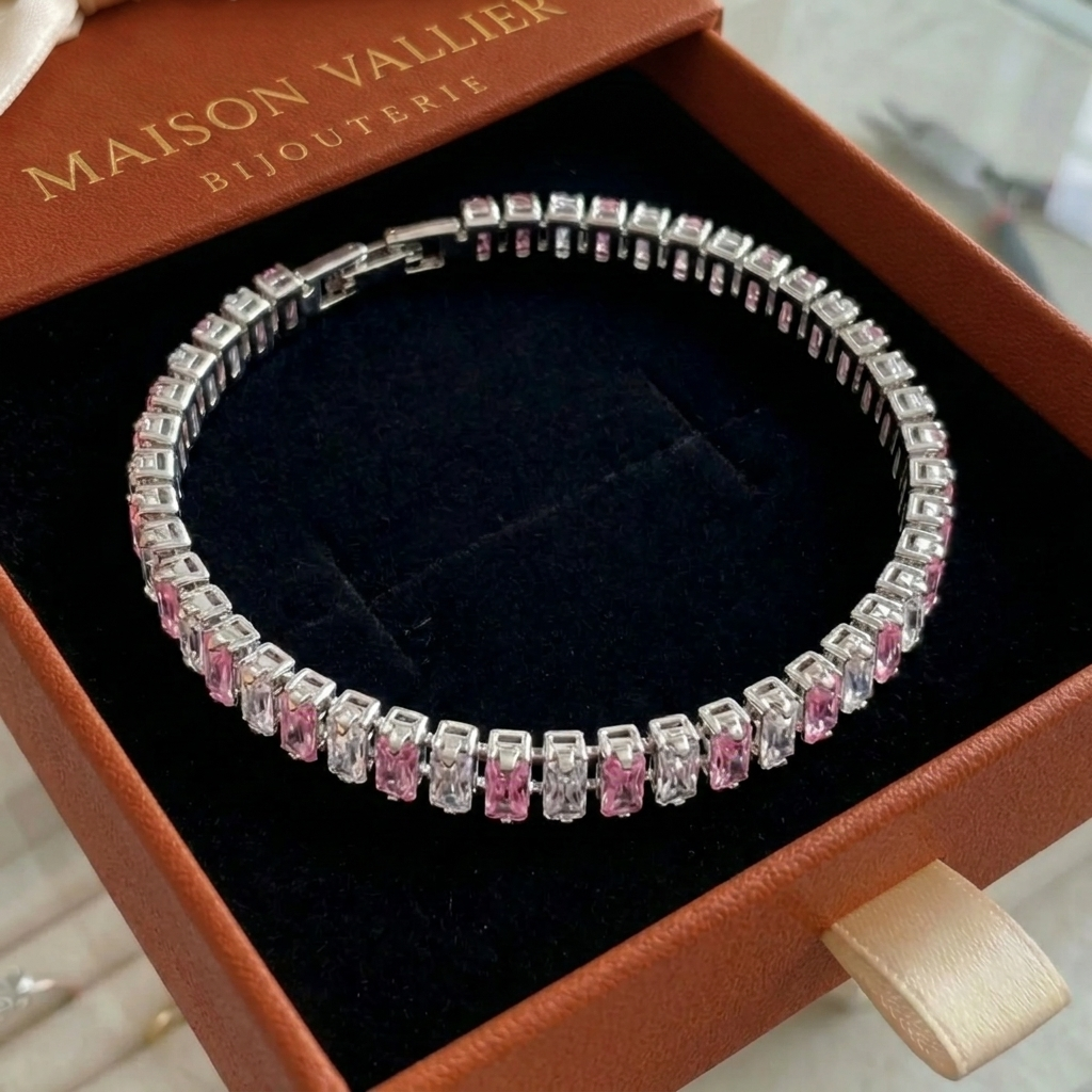 Bracelet de tennis à rayures roses en or blanc