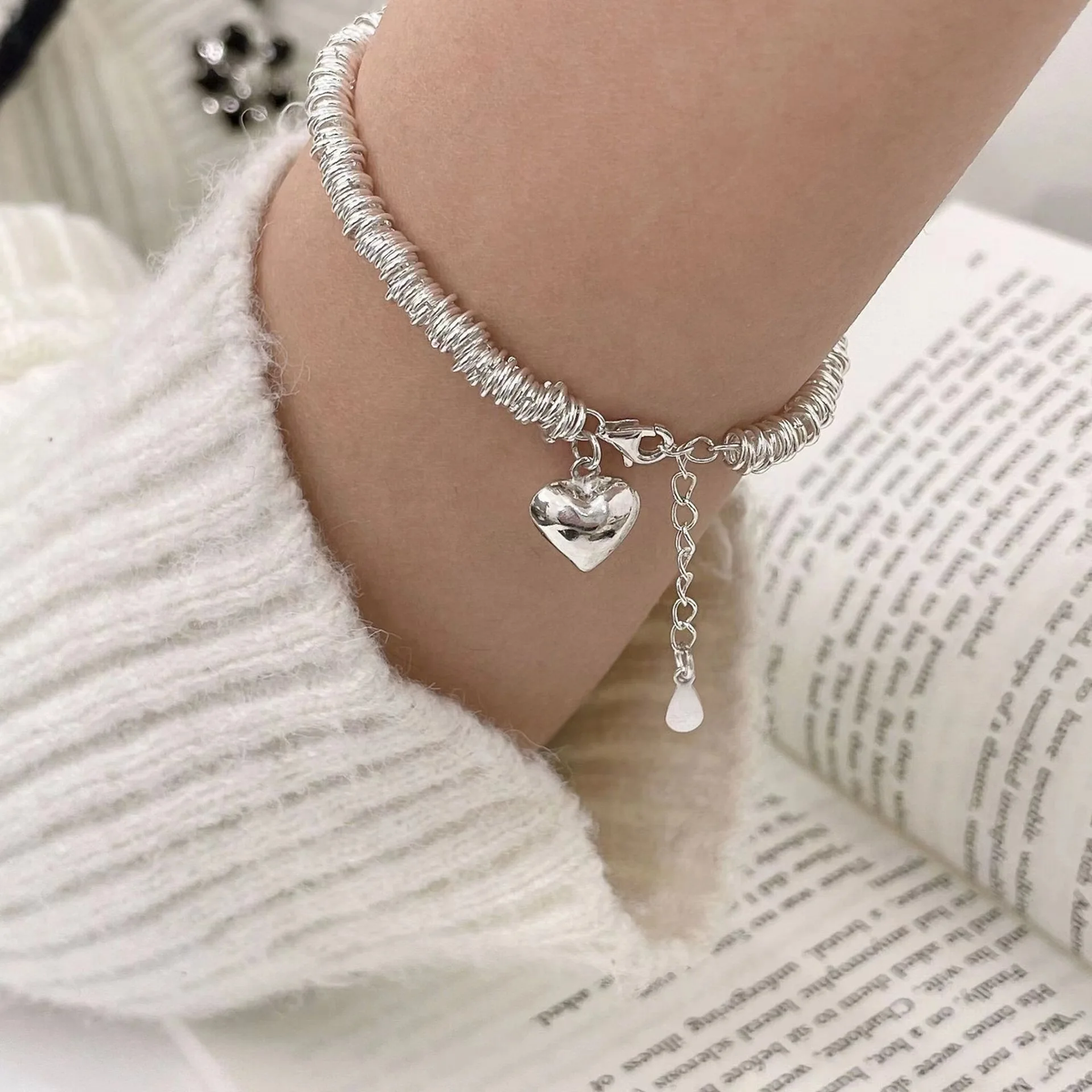 Bracelet élégant avec cœur en or blanc