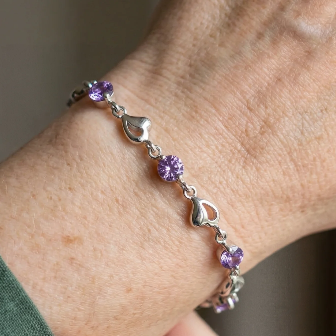 Bracelet en améthyste avec charme cœur en or blanc