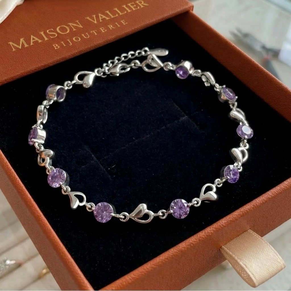 Bracelet en améthyste avec charme cœur en or blanc